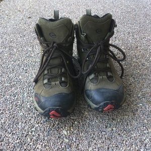 Oboz waterproof nubuck leather hiking boots - size 9